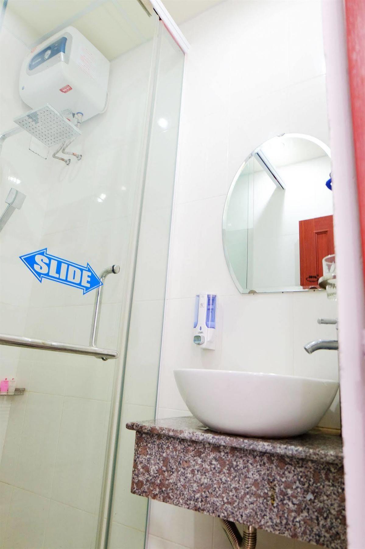Fulmar Hotel Da Nang Exterior photo