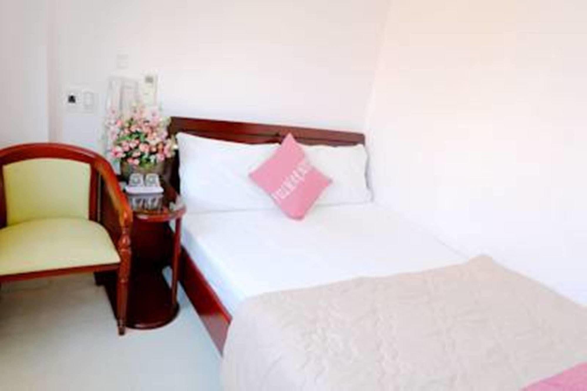 Fulmar Hotel Da Nang Exterior photo